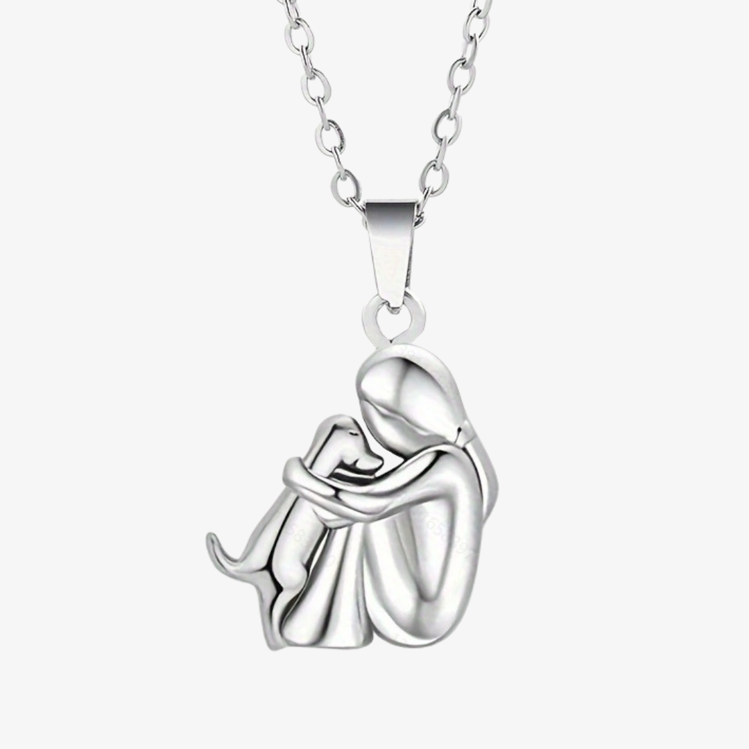 Olivia™ – Collier avec pendentif en forme de chien