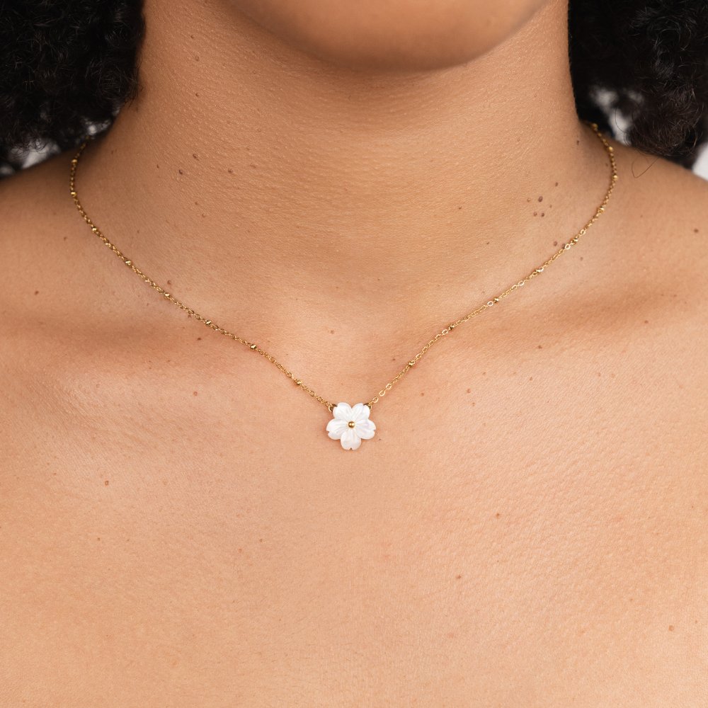 Blooming Flower Necklace