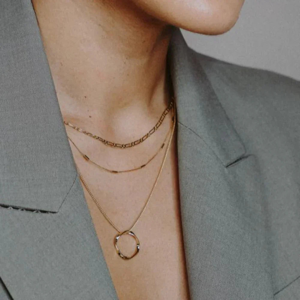 Open Circle Necklace with Three Rows | Gold