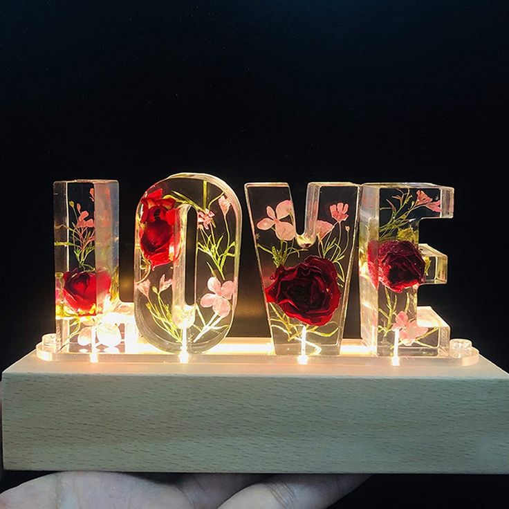 🌸Lampe de nuit artisanale en résine florale